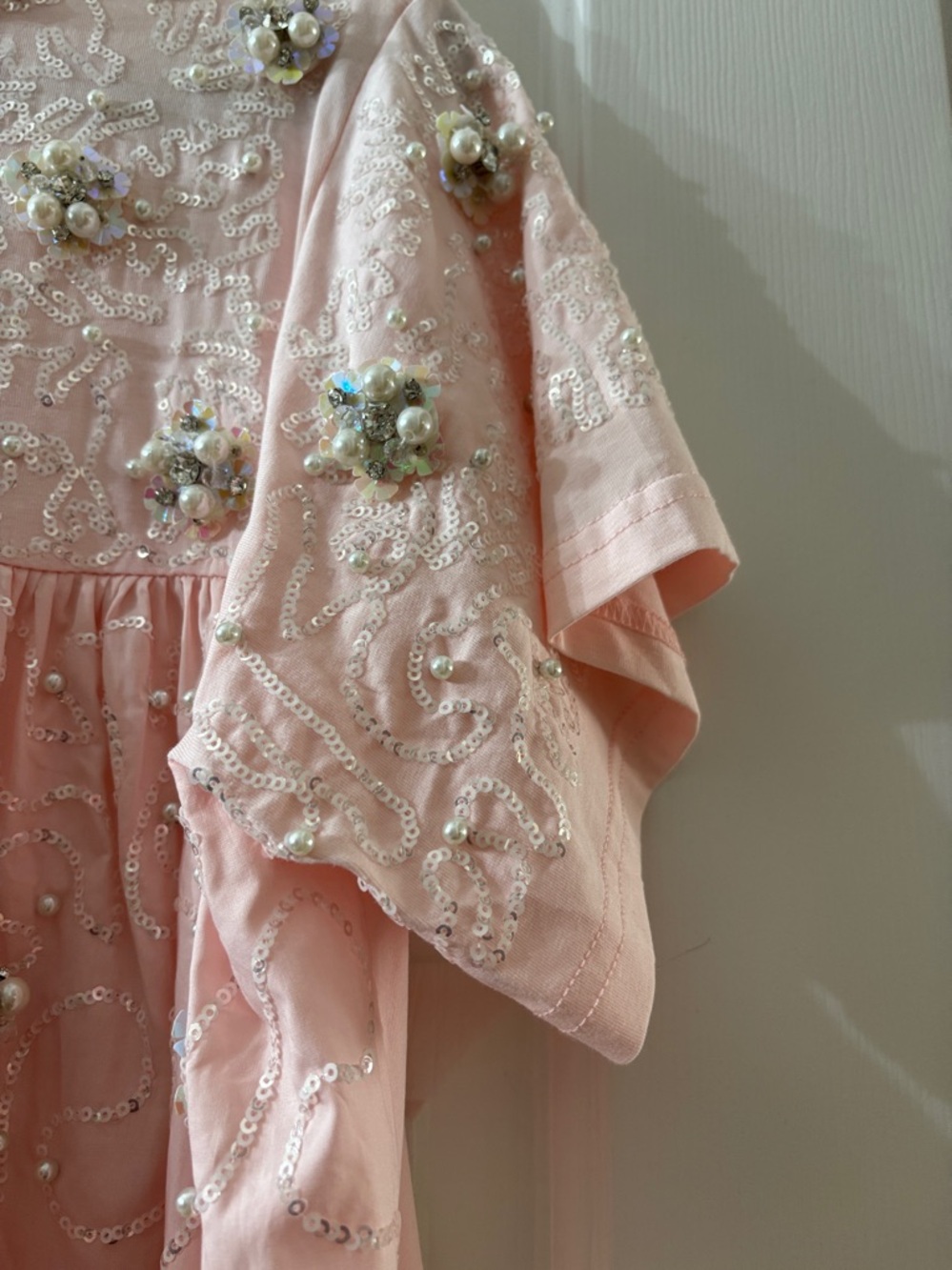 Queen of Sparkles Light Pink Popping Champagne Dresd - Picture 9 of 13